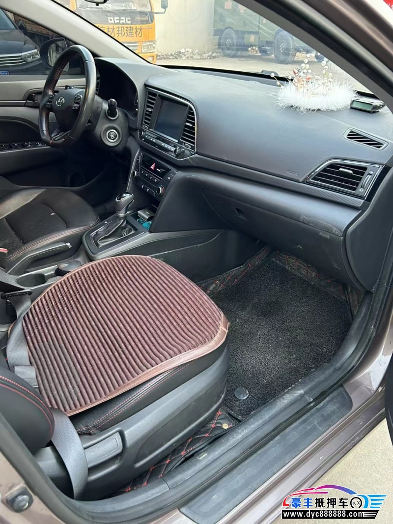 18年现代领动轿车抵押车出售