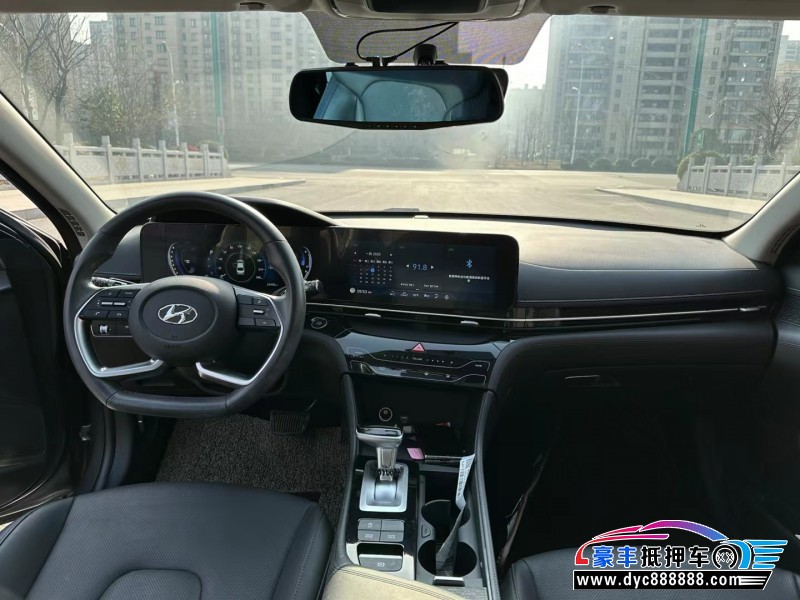 21年现代名图轿车抵押车出售