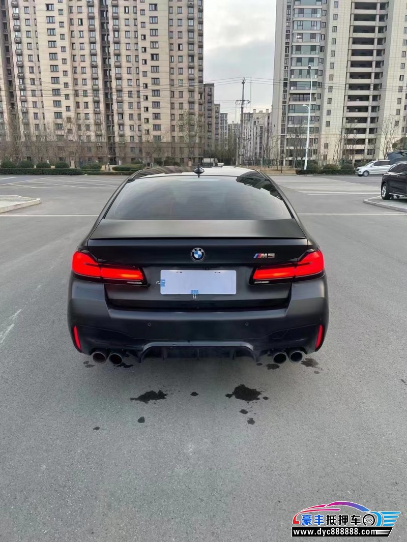 21年宝马M5轿车抵押车出售