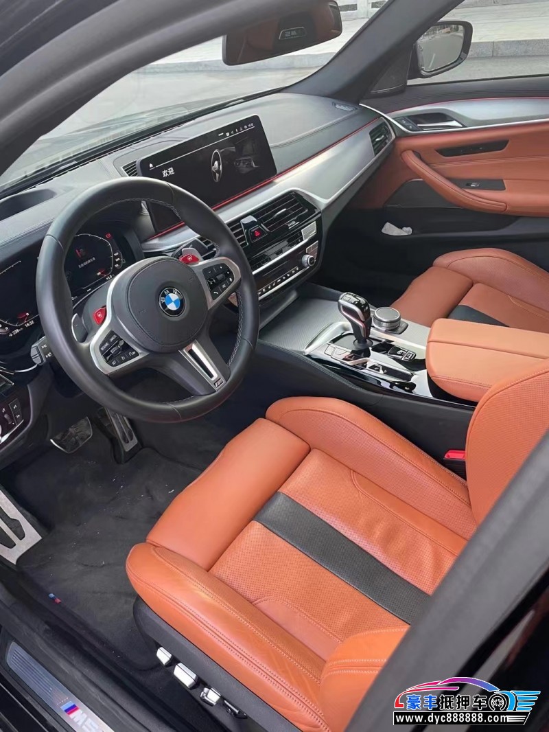 21年宝马M5轿车抵押车出售