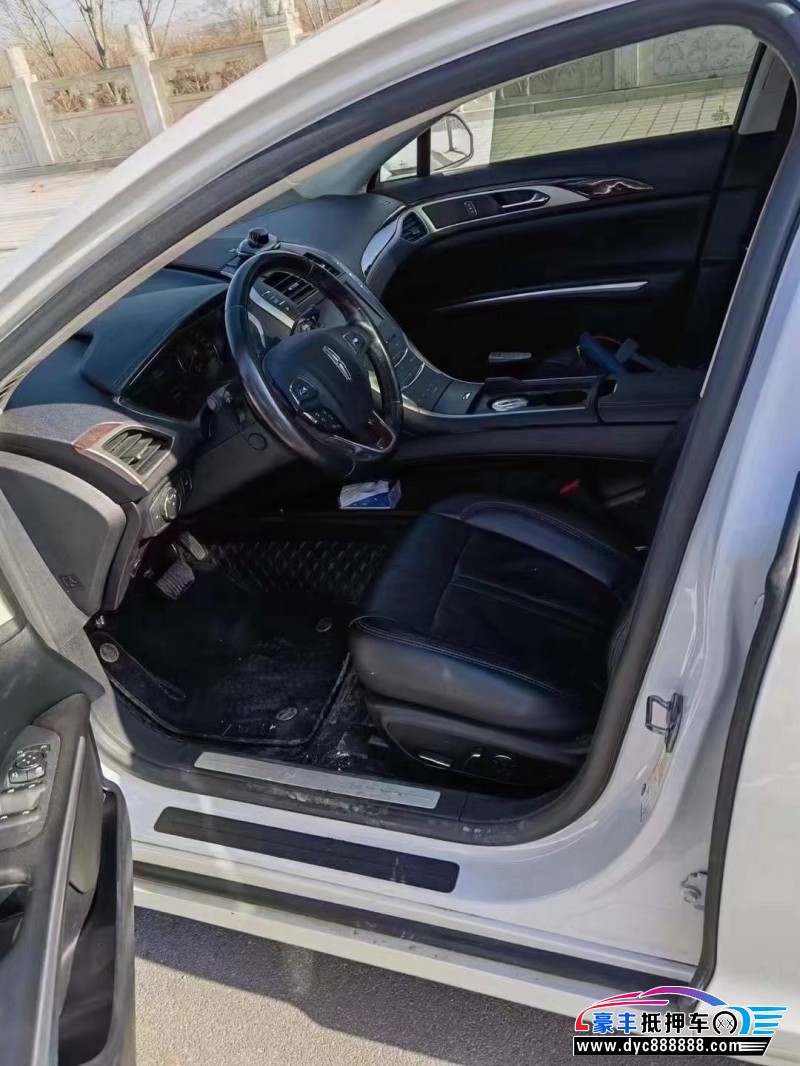 16年林肯MKZ轿车抵押车出售