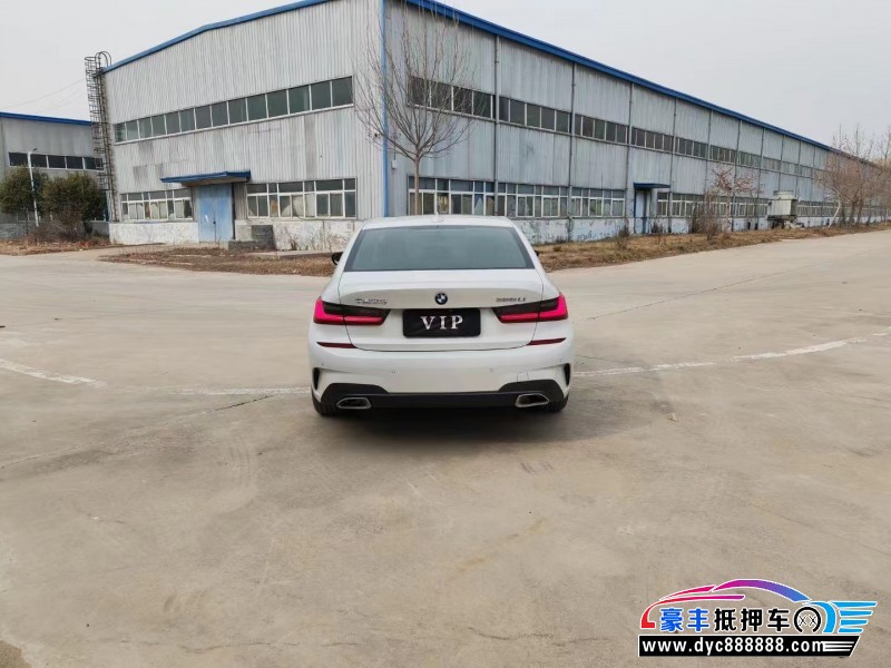20年宝马3系轿车抵押车出售