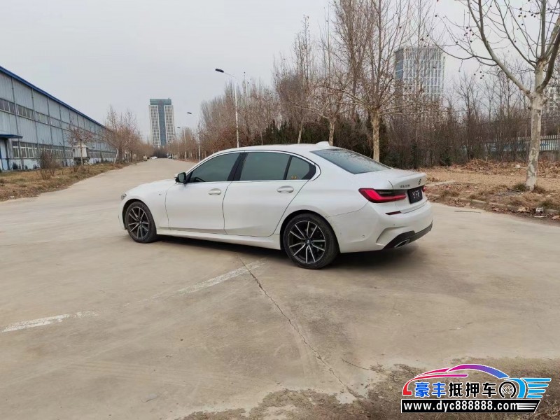 20年宝马3系轿车抵押车出售