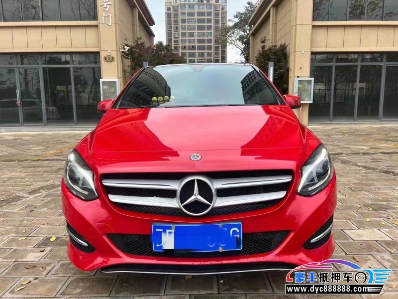 18年奔驰B轿车抵押车出售