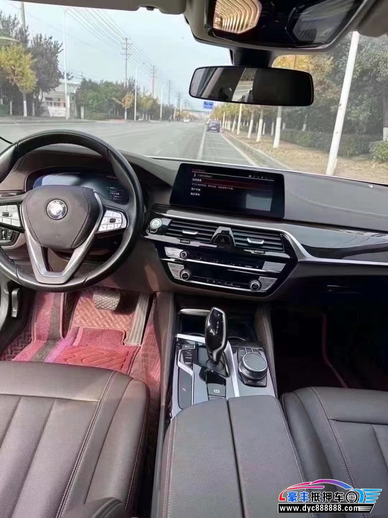 20年宝马5系轿车抵押车出售