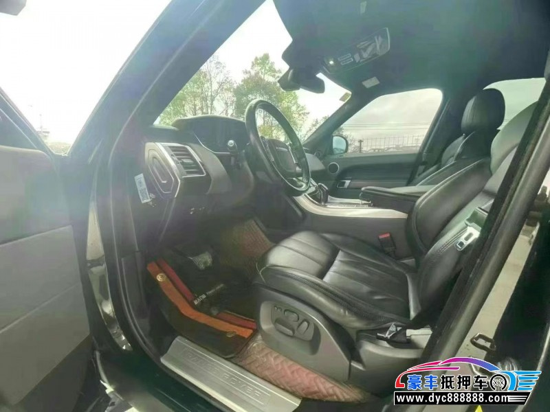 15年路虎揽胜运动轿车抵押车出售