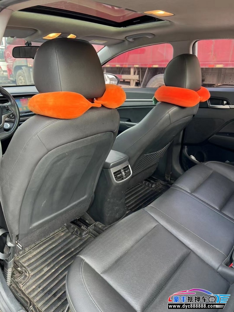 19年现代领动轿车抵押车出售