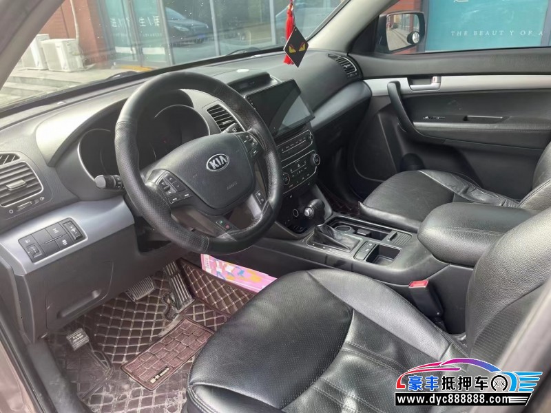 14年起亚索兰托SUV抵押车出售