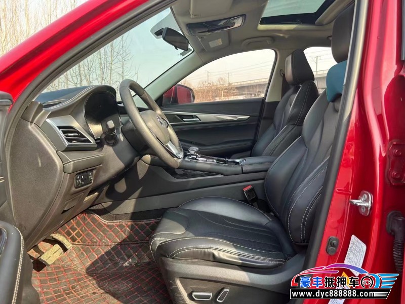 19年长安长安cs85轿车抵押车出售