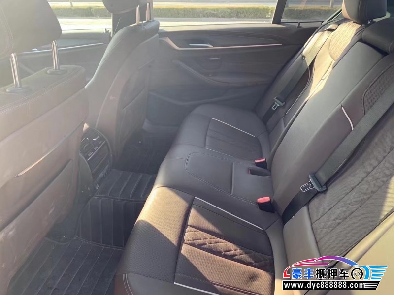 21年宝马5系轿车抵押车出售