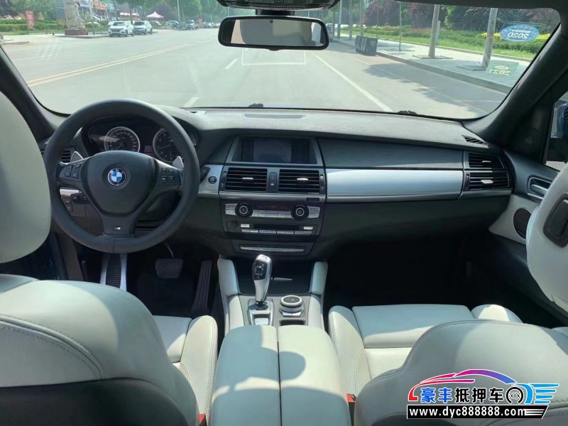 11年宝马X5 M轿车抵押车出售