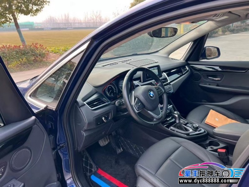 19年宝马2系轿车抵押车出售