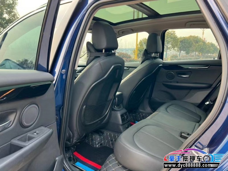 19年宝马2系轿车抵押车出售