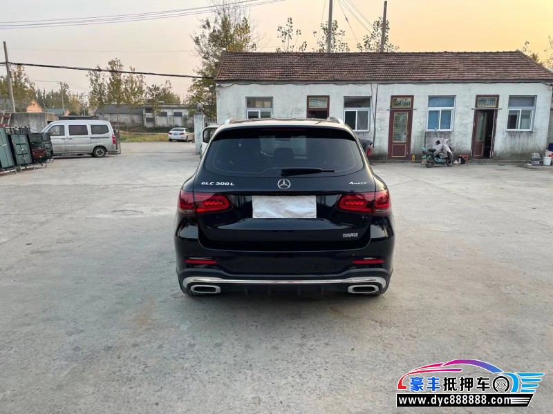 20年奔驰GLC轿车抵押车出售