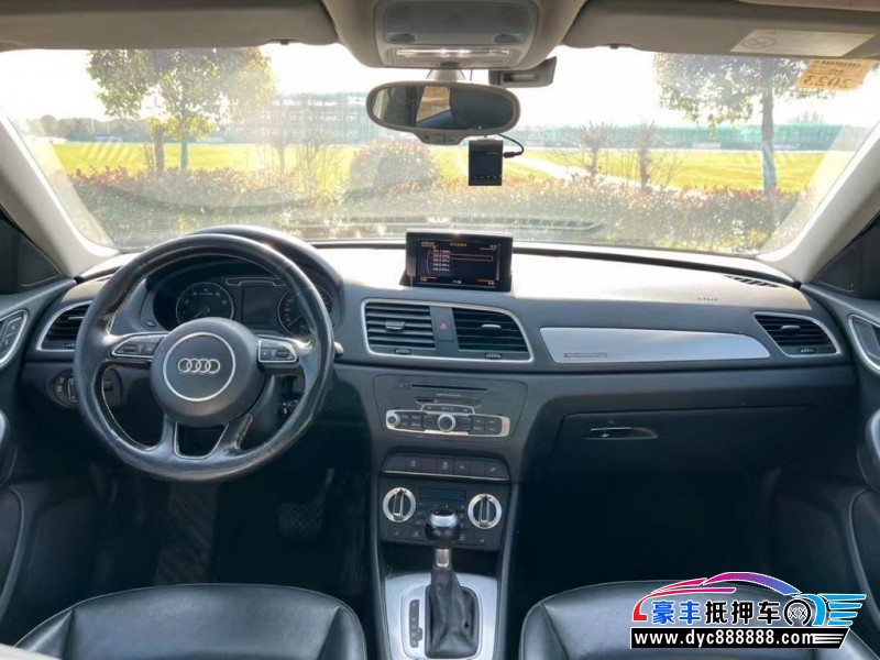 15年奥迪Q3轿车抵押车出售