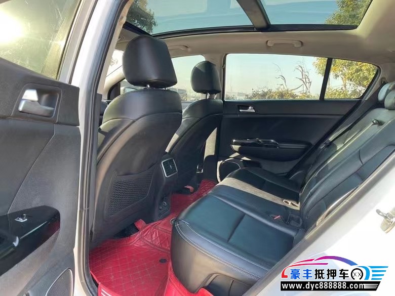 16年起亚KX5轿车抵押车出售