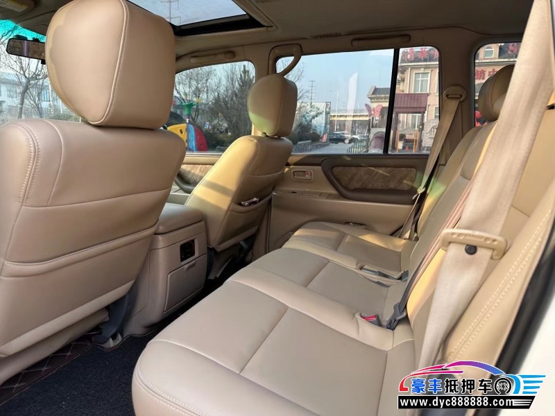 03年丰田兰德酷路泽SUV抵押车出售