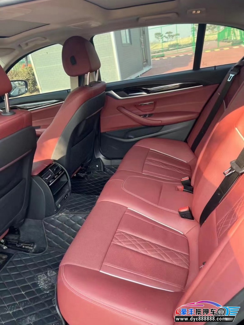 20年宝马5系轿车抵押车出售