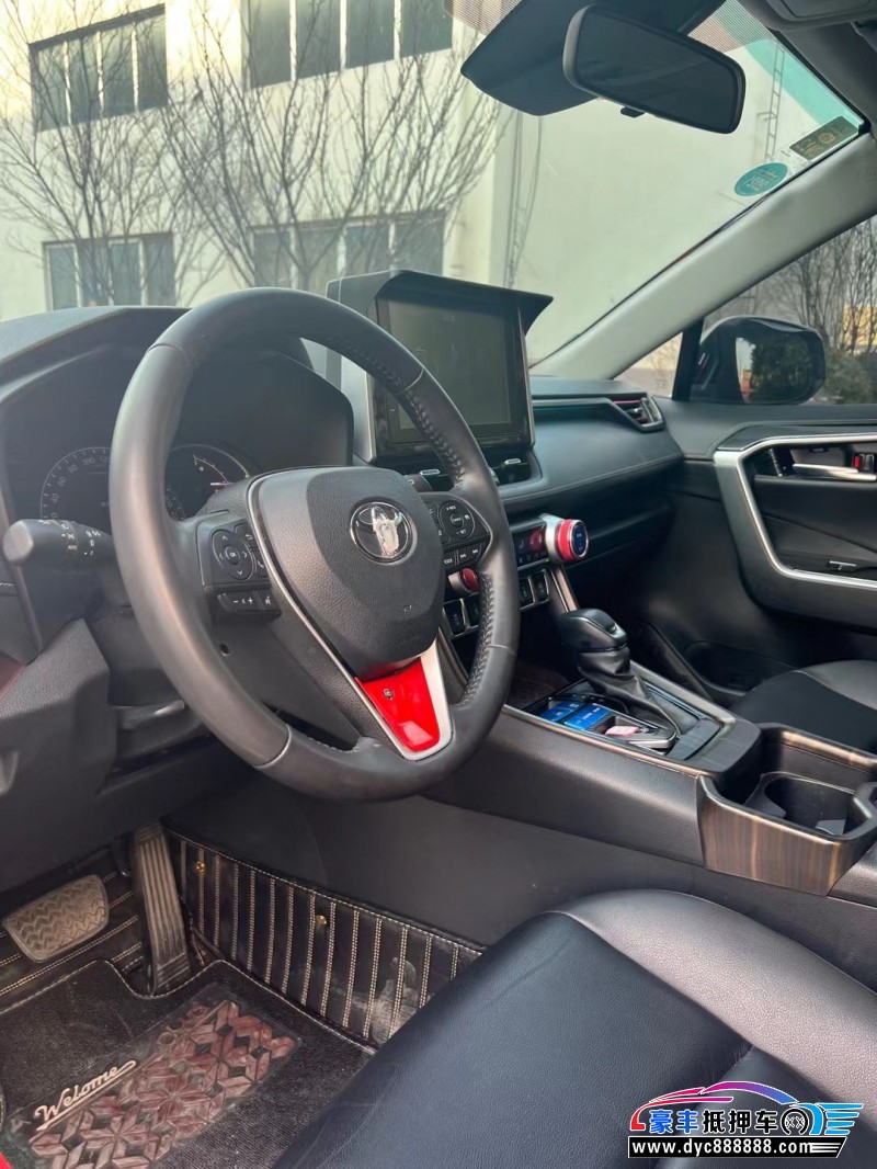 20年丰田RAV4轿车抵押车出售