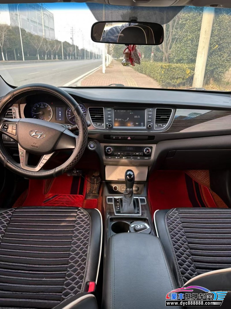 16年现代名图轿车抵押车出售