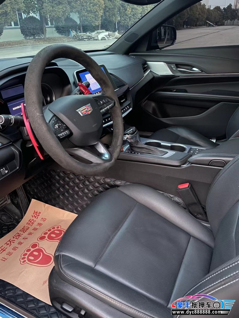 21年凯迪拉克XT4轿车抵押车出售