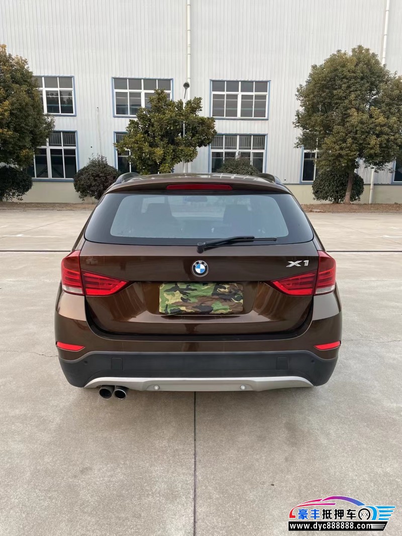 15年宝马X1轿车抵押车出售
