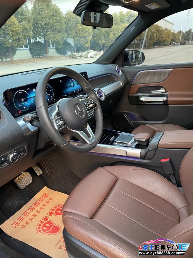 21年奔驰GLB轿车抵押车出售