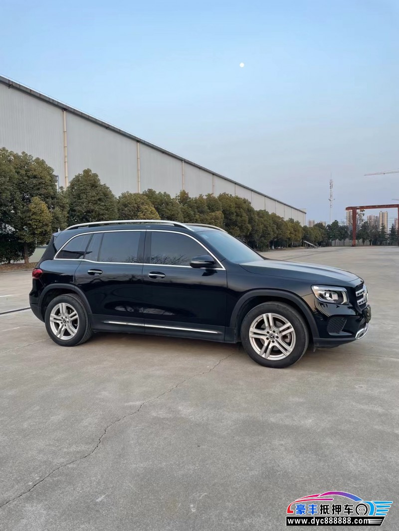 21年奔驰GLB轿车抵押车出售