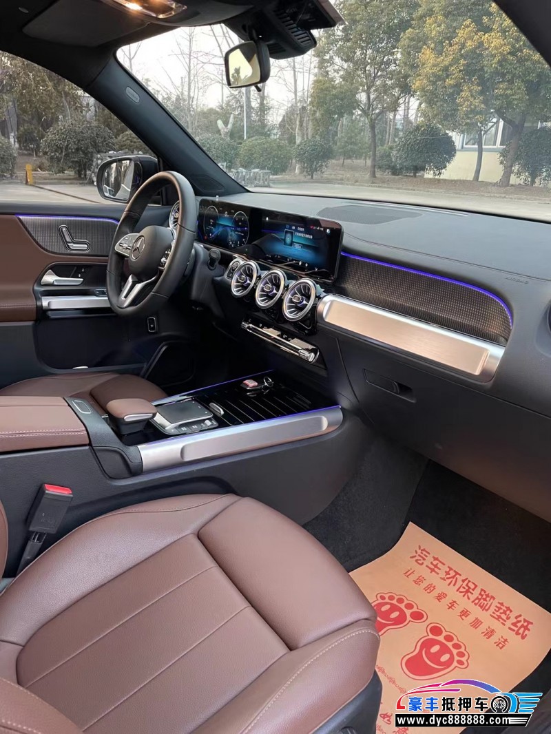 21年奔驰GLB轿车抵押车出售