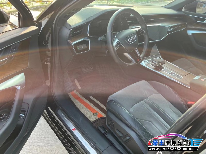 21年奥迪A6轿车抵押车出售