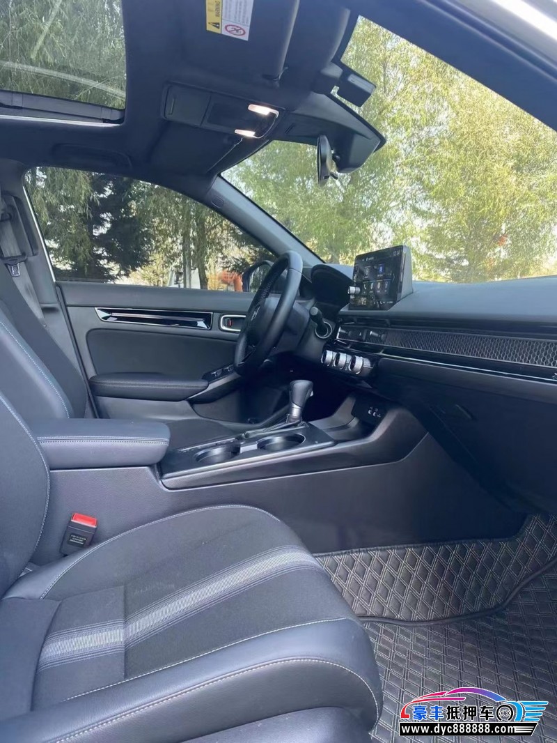 22年本田思域轿车抵押车出售