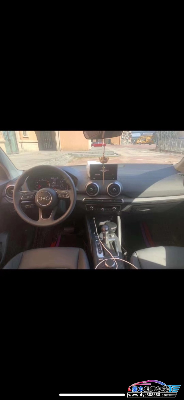 22年奥迪Q2轿车抵押车出售