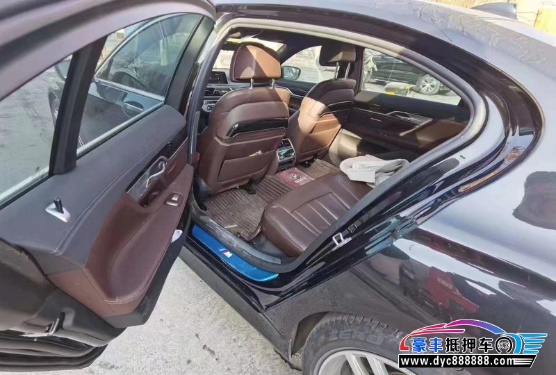 18年宝马7系轿车抵押车出售