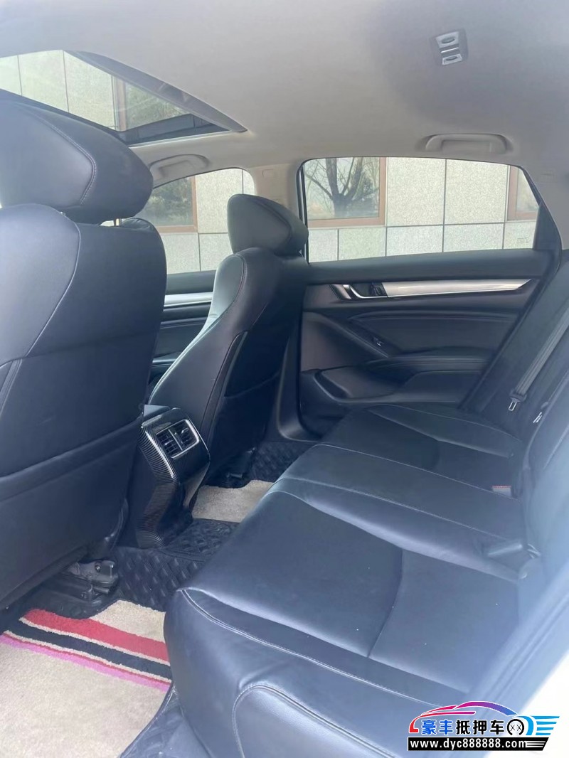 20年本田雅阁轿车抵押车出售