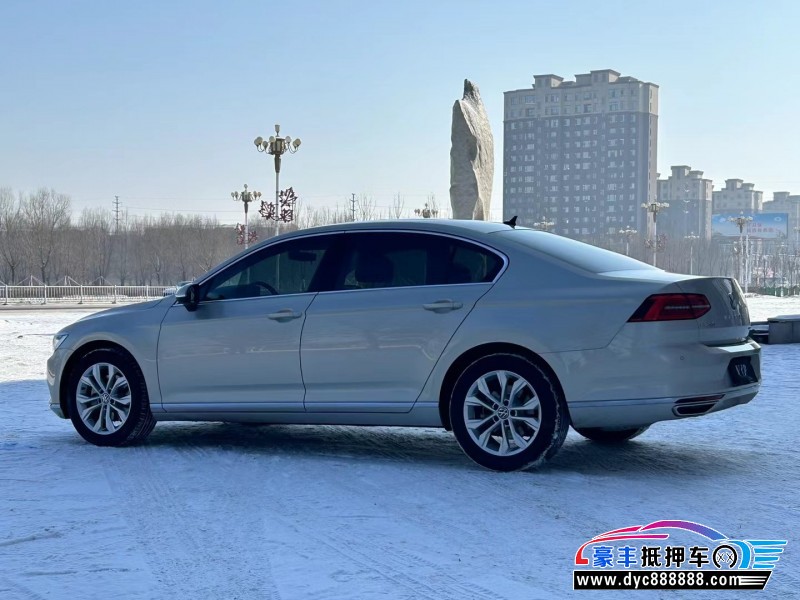 19年大众迈腾轿车抵押车出售