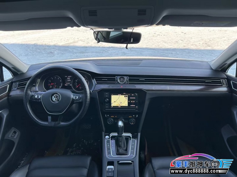 19年大众迈腾轿车抵押车出售