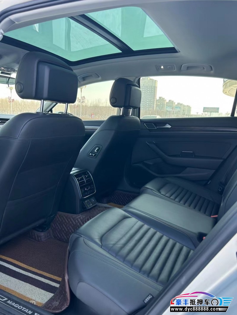 19年大众迈腾轿车抵押车出售