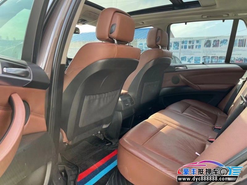 13年宝马X5轿车抵押车出售