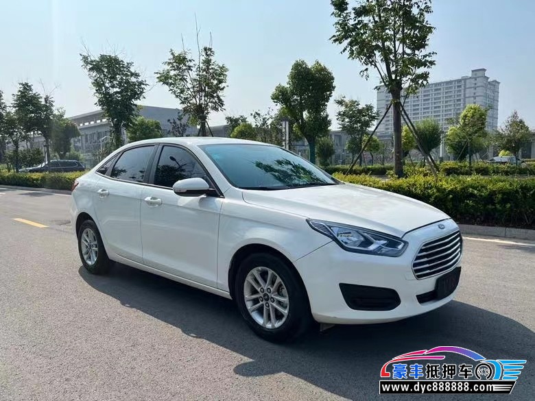 20年福特福睿斯轿车抵押车出售