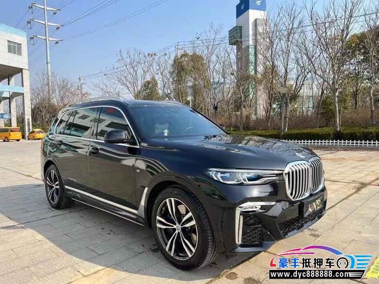 22年宝马X7SUV抵押车出售