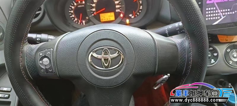 13年丰田RAV4轿车抵押车出售