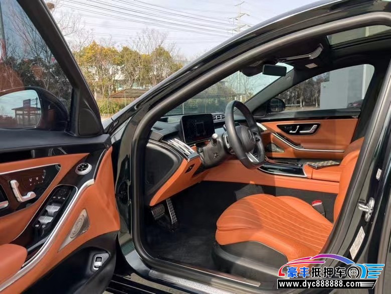 21年奔驰S轿车抵押车出售