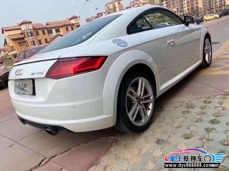 16年奥迪TT轿车抵押车出售