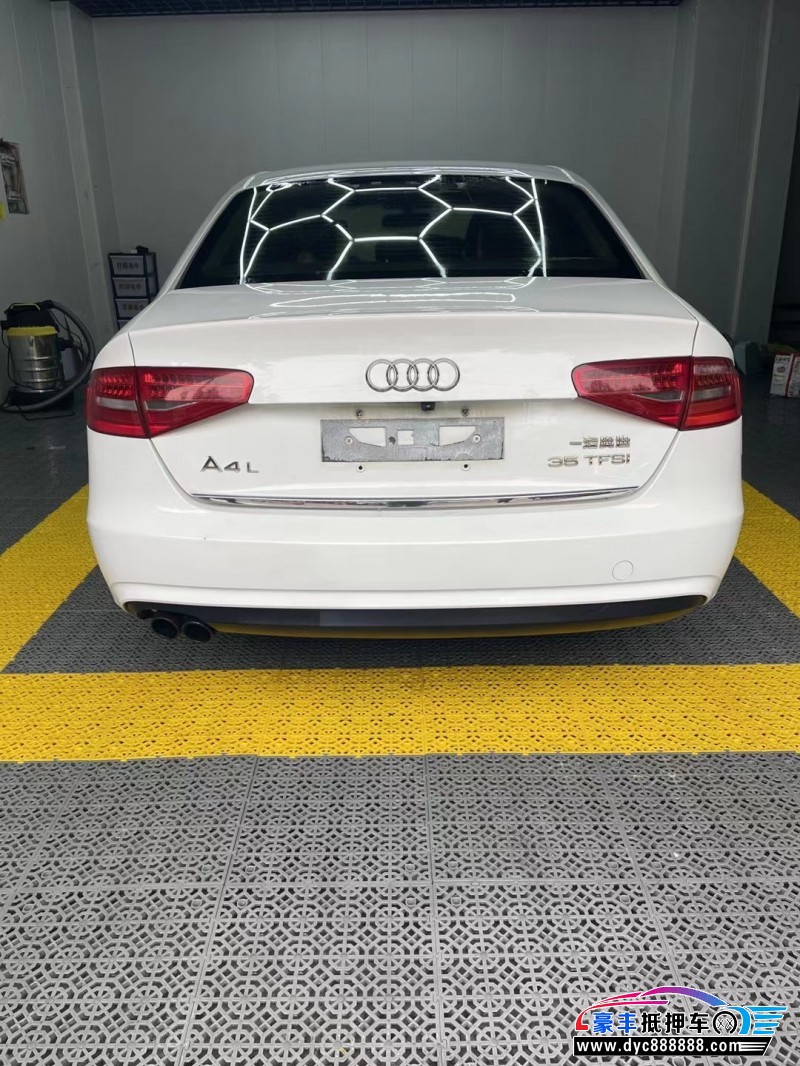 15年奥迪A4轿车抵押车出售