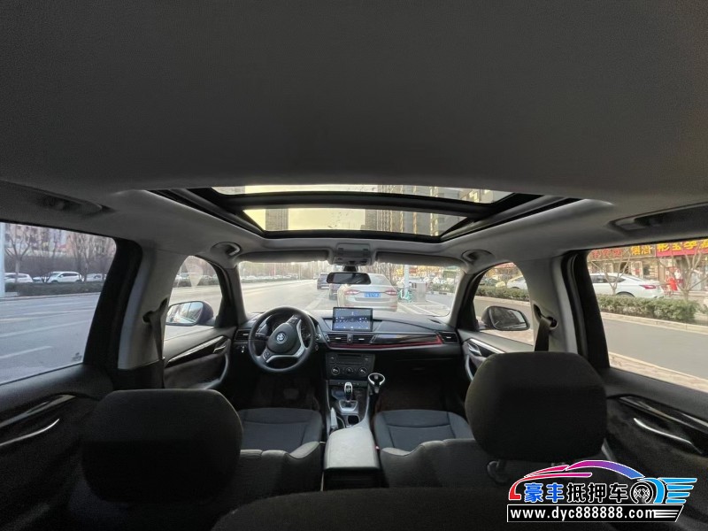 15年宝马X1轿车抵押车出售