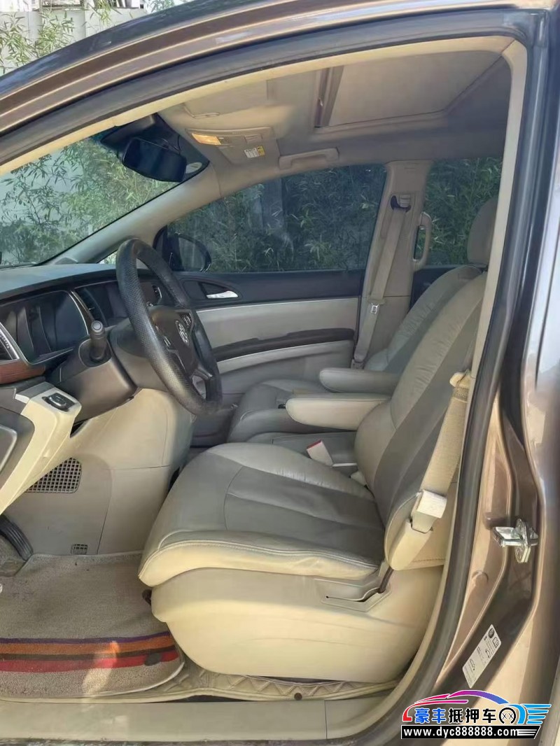 20年别克GL8SUV抵押车出售