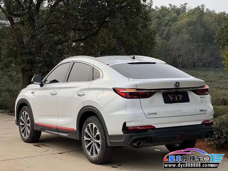 21年长安长安cs85轿车抵押车出售