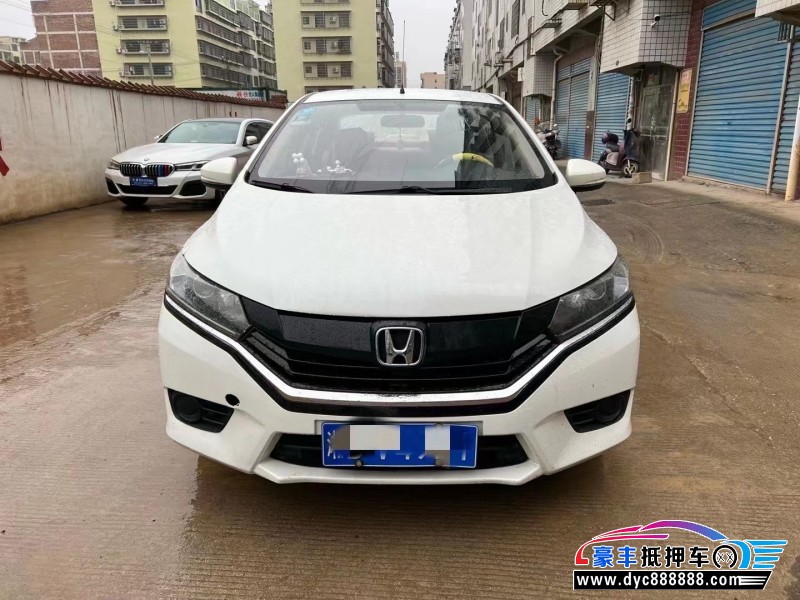 18年本田哥瑞轿车抵押车出售