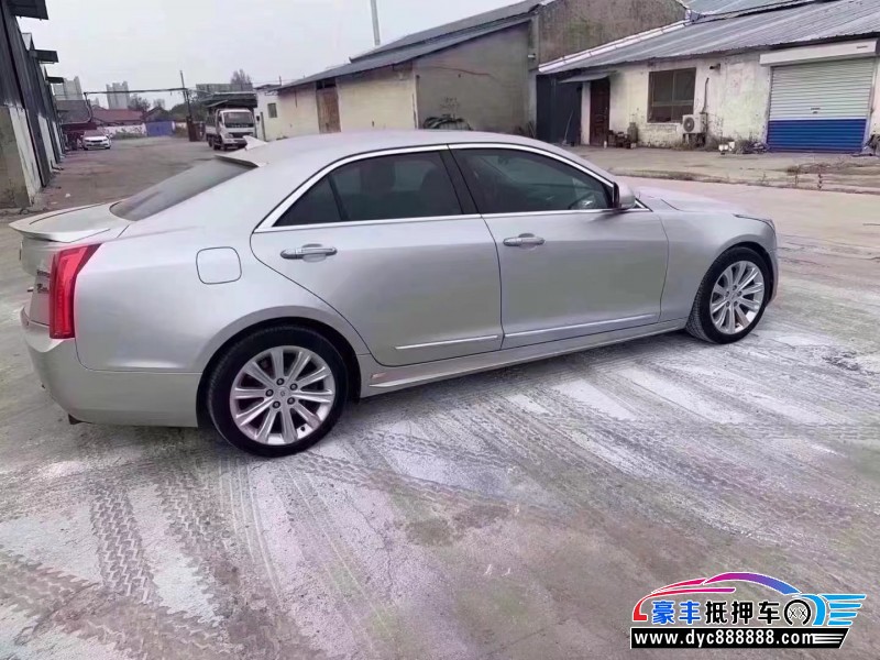 19年宝马M4轿车抵押车出售