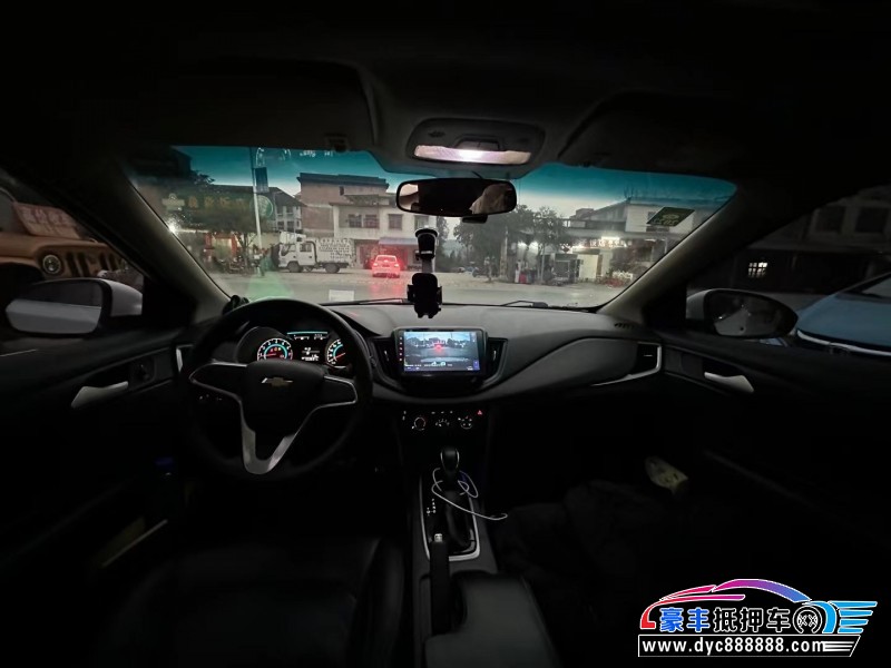 18年雪佛兰科沃兹轿车抵押车出售